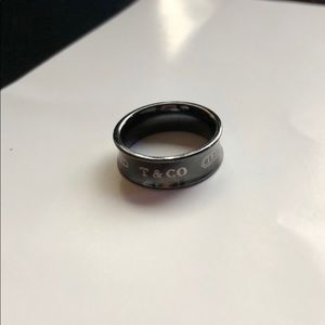 Tiffany&Co titanium woman’s ring